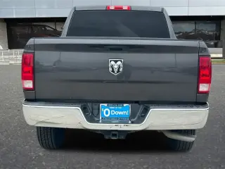 Ram 1500 Classic 2020 4x2 Tradesman 4dr Crew Cab 5.5 ft. SB Pickup