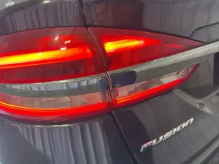 Ford Fusion Hybrid 2018 SE 4dr Sedan