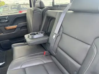 Chevrolet Silverado 1500 2017 4x2 LTZ 4dr Crew Cab 5.8 ft. SB