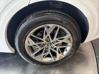Genesis GV70 2025 AWD 2.5T Standard 4dr SUV