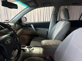 Toyota Highlander 2012 Base 4dr SUV (2.7L l4)
