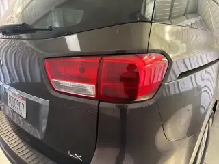 Kia Sedona 2017 LX 4dr Mini-Van