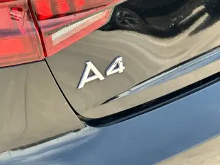Audi A4 2017 2.0T ultra Premium 4dr Sedan