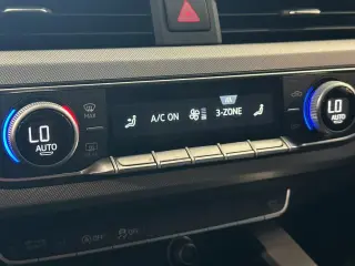 Audi A4 2017 2.0T ultra Premium 4dr Sedan