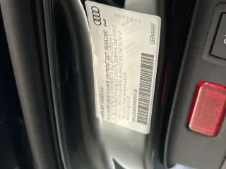 Audi A4 2017 2.0T ultra Premium 4dr Sedan