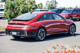 Hyundai IONIQ 6 2025 SEL 4dr Sedan