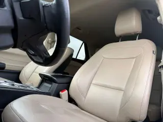 Ford Explorer 2020 AWD XLT 4dr SUV