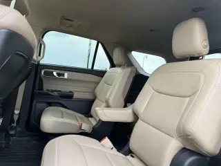 Ford Explorer 2020 AWD XLT 4dr SUV