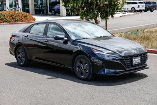 Hyundai ELANTRA 2023 SEL 4dr Sedan