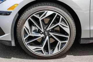 Hyundai IONIQ 6 2024 SEL 4dr Sedan