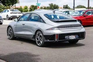 Hyundai IONIQ 6 2024 SEL 4dr Sedan