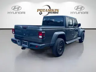 Jeep Gladiator 2025 4x4 Sport 4dr Crew Cab 5.0 ft. SB
