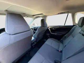 Toyota RAV4 2023 XLE 4dr SUV