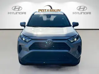 Toyota RAV4 2023 XLE 4dr SUV