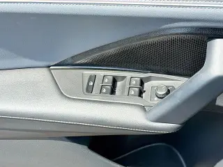 Volkswagen Tiguan 2025 AWD SEL R-Line 4Motion 4dr SUV