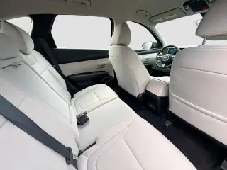 Hyundai TUCSON 2025 SE 4dr SUV