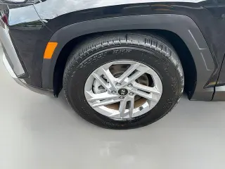 Hyundai TUCSON 2025 SE 4dr SUV