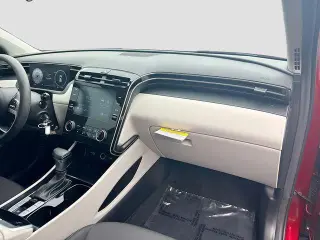 Hyundai TUCSON 2024 SE 4dr SUV