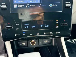 Hyundai TUCSON 2024 SEL 4dr SUV (midyear release)