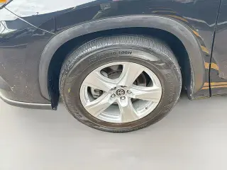 Toyota Highlander 2021 L 4dr SUV
