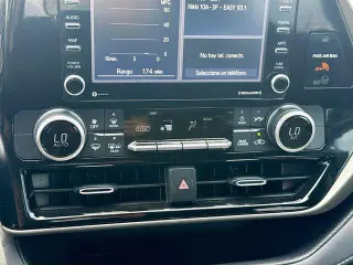 Toyota Highlander 2021 L 4dr SUV
