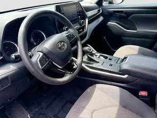 Toyota Highlander 2021 L 4dr SUV