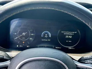 Kia Sorento 2023 SX 4dr SUV