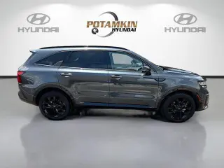 Kia Sorento 2023 SX 4dr SUV
