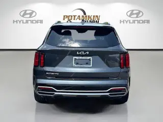 Kia Sorento 2023 SX 4dr SUV