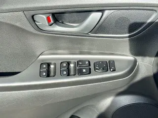 Hyundai KONA 2023 SEL 4dr Crossover