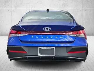 Hyundai ELANTRA 2026 SE 4dr Sedan