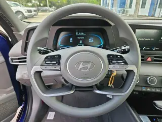 Hyundai ELANTRA 2026 SE 4dr Sedan