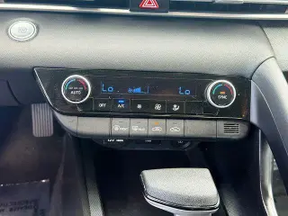 Hyundai ELANTRA 2023 SEL 4dr Sedan