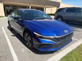 Hyundai ELANTRA 2025 SEL Sport 4dr Sedan