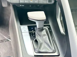 Hyundai ELANTRA 2024 SEL 4dr Sedan