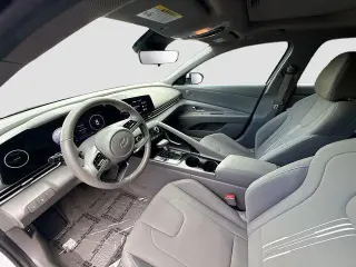 Hyundai ELANTRA 2024 SEL 4dr Sedan
