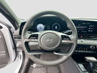 Hyundai ELANTRA 2024 SEL 4dr Sedan