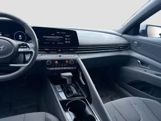Hyundai ELANTRA 2024 SEL 4dr Sedan
