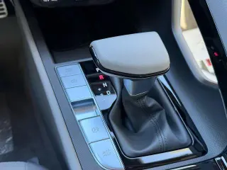 Hyundai ELANTRA 2026 SEL Sport Premium 4dr Sedan