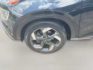 Hyundai VENUE 2023 SEL 4dr Crossover
