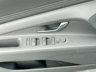 Hyundai ELANTRA 2023 SEL 4dr Sedan
