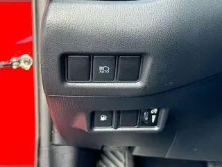Toyota C-HR 2021 XLE 4dr Crossover