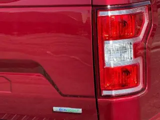 Ford F-150 2018 4x4 Lariat 4dr SuperCrew 5.5 ft. SB