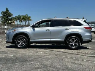 Toyota Highlander 2019 LE 4dr SUV (3.5L V6)