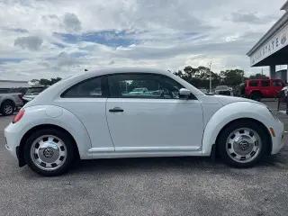 Volkswagen Beetle 2016 1.8T Classic PZEV 2dr Coupe
