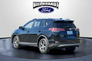 Toyota RAV4 2018 XLE 4dr SUV