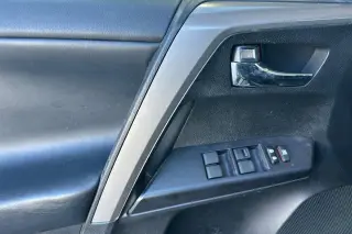Toyota RAV4 2018 XLE 4dr SUV
