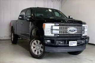 Ford F-250 Super Duty 2017 4x4 King Ranch 4dr Crew Cab 6.8 ft. SB Pickup