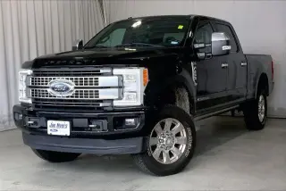 Ford F-250 Super Duty 2017 4x4 King Ranch 4dr Crew Cab 6.8 ft. SB Pickup