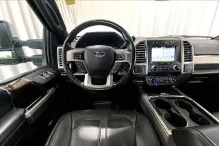 Ford F-250 Super Duty 2017 4x4 King Ranch 4dr Crew Cab 6.8 ft. SB Pickup